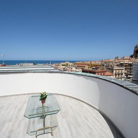 Modern Apartment With Exclusive Terrace By Wonderful Italy チェファル エクステリア 写真