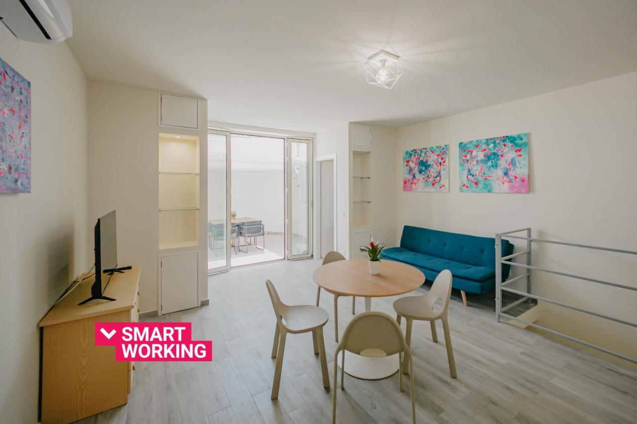 Modern Apartment With Exclusive Terrace By Wonderful Italy チェファル エクステリア 写真